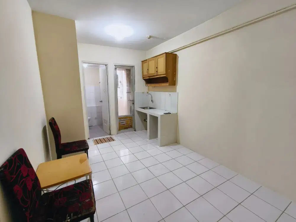 DISEWAKAN MURAH APARTEMEN GADING NIAS 2 KMR ADA AC 1 TAHUNAN LT RENDAH 07