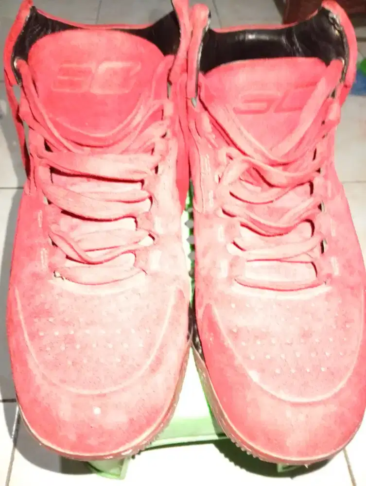 Sneakers under Amour size 43( ori)