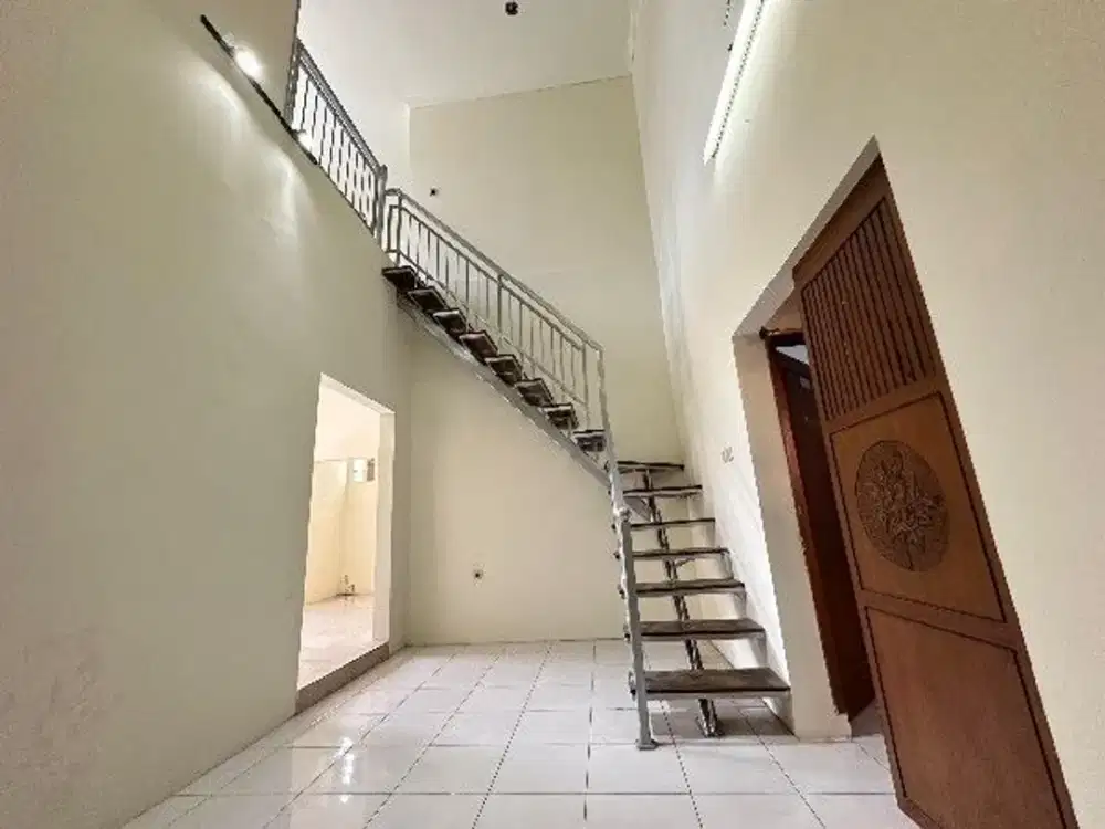 Jual Rumah Hook 2 Lantai Modern Sayap Ciwastra Margasari Ref.05002