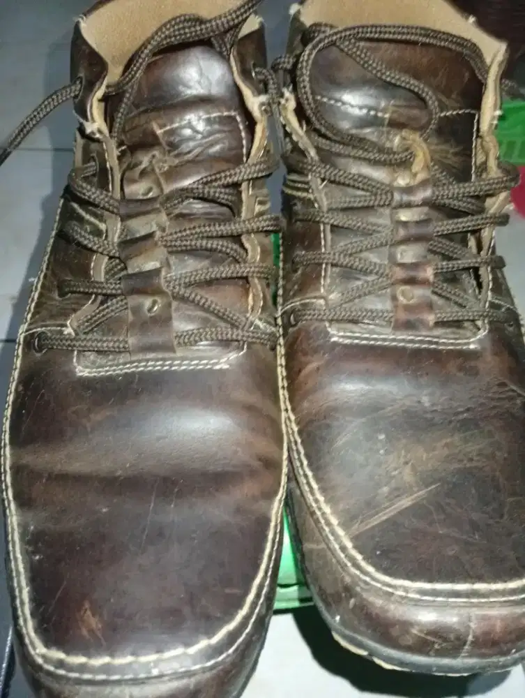 Sepatu Kulit size 43-44
