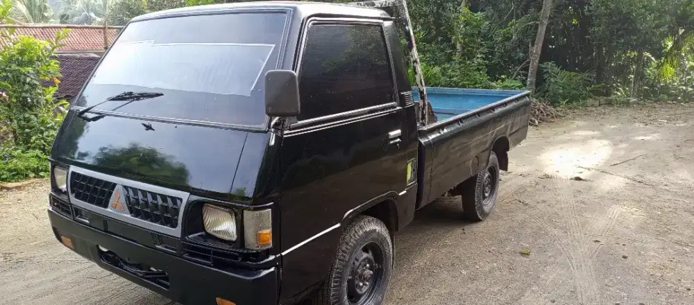 Mitsubishi L300  pikup