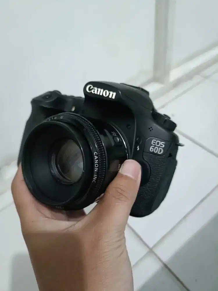 CANON 60D LENSA FIX 50MM F1.8