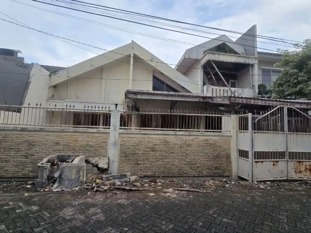 Rumah Manyar Kertoadi  Hitung tanah  STRATEGIS