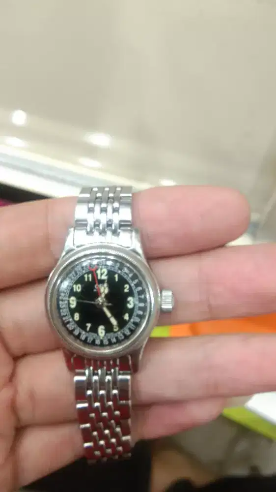 Jam ORIS wanita original. Matic