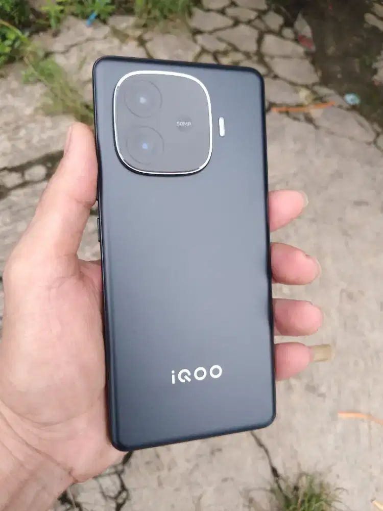 IQOO VIVO Z9 5G