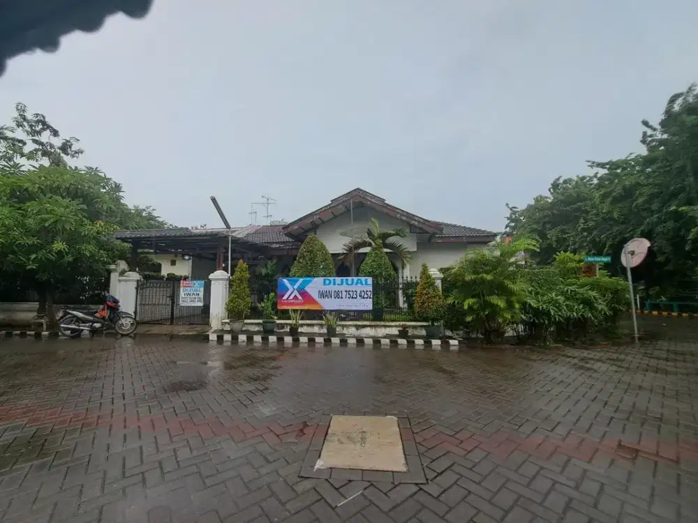 Rumah  Wisma permai Tengah I Jalan utama , row/lebar jalan : 8 m 3mobil