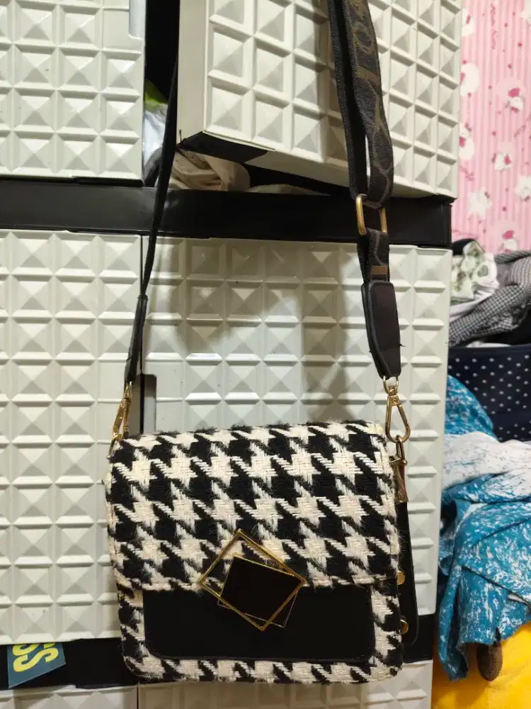 TAS WANITA MODERN