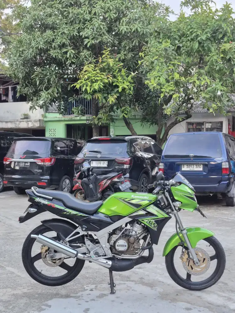 KAWASAKI NINJA R 2014