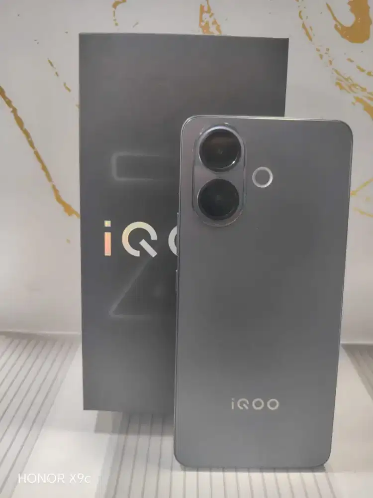 Hp iqoo z10r 5G 12/256 gb fullset