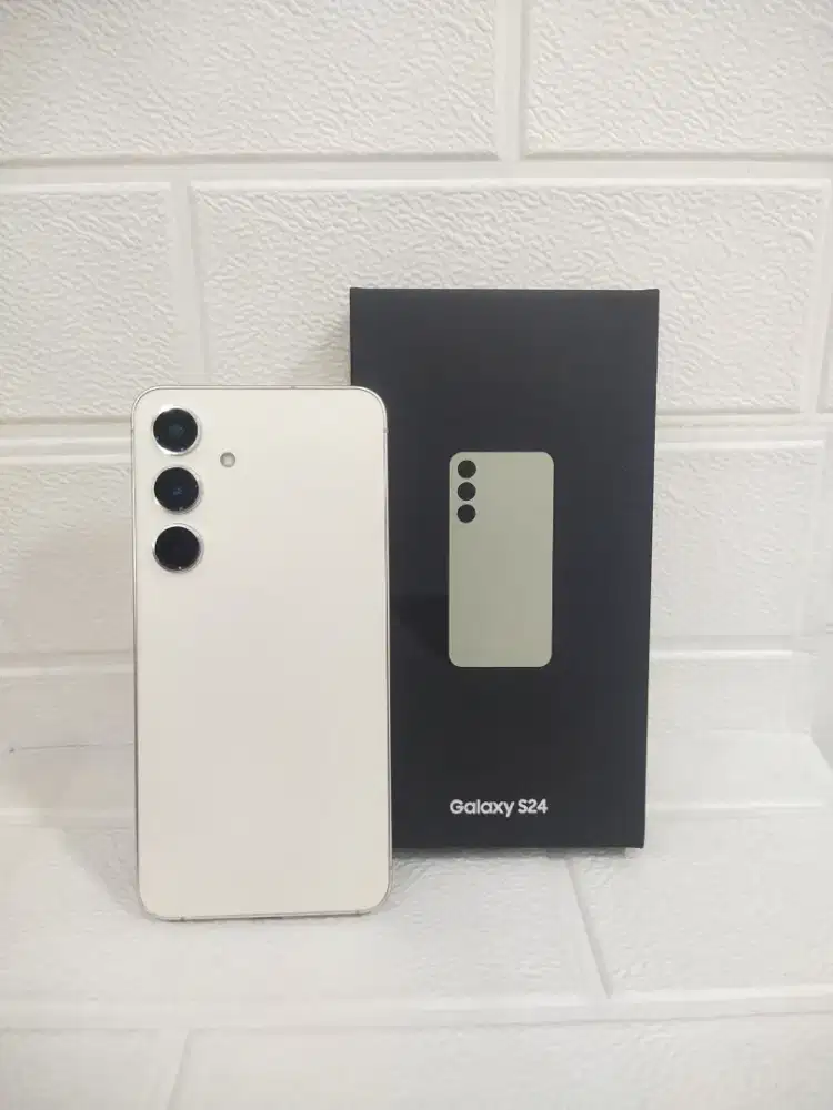 Samsung s24 8/256 sein mulus full set otiriginal