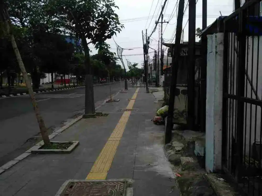 SEWA BANGUNAN KOMERSIAL CCK UTK SHOWROOM JLN RAYA PUCANG ANOM TIMUR