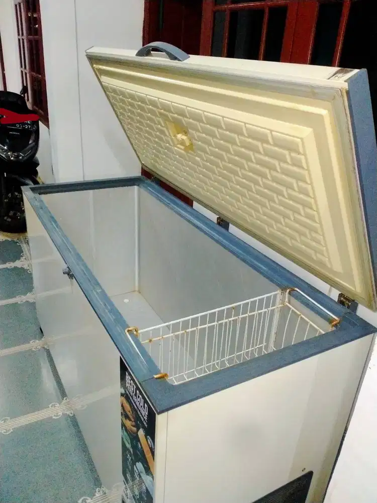 CHEST FREEZER GEA AB-506T-X volume 492L siap pakai dingin maximal