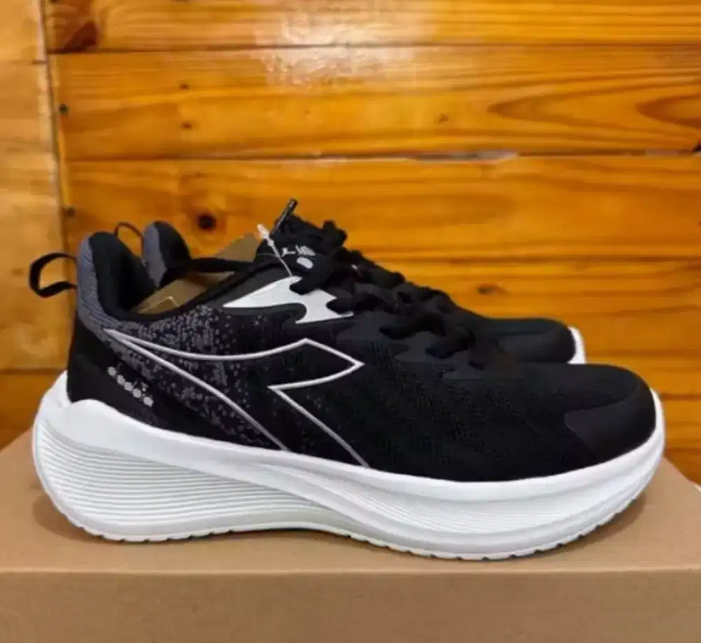 Sepatu diadora run original size 37 murah