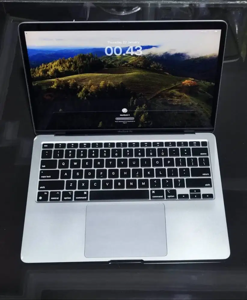 MACBOOK AIR M1 (2020) | RAM 8 GB | SSD 256 GB Bekas ORI IBOX