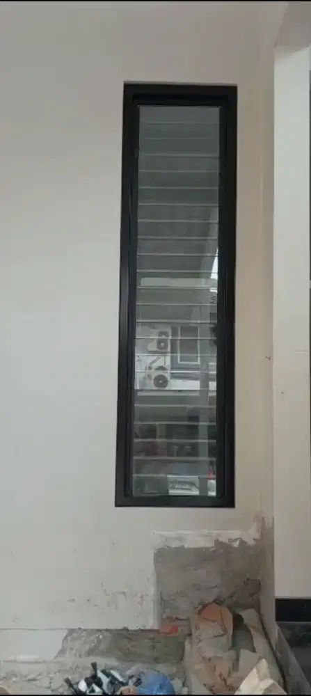 Jendela Kaca Nako Aluminium – Sirkulasi Udara Maksimal | Custom