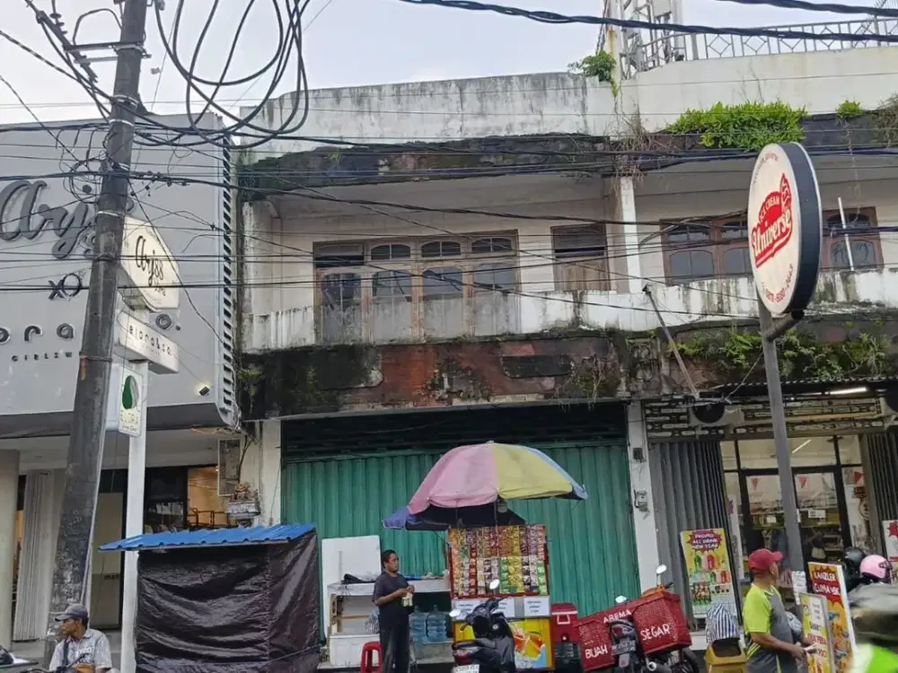 Ruko 3 Lantai Lokasi Premium Dijual, di Monang Maning, Denpasar Area