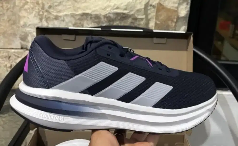 Sepatu Adidas galaxy 7 sizs 44 murah