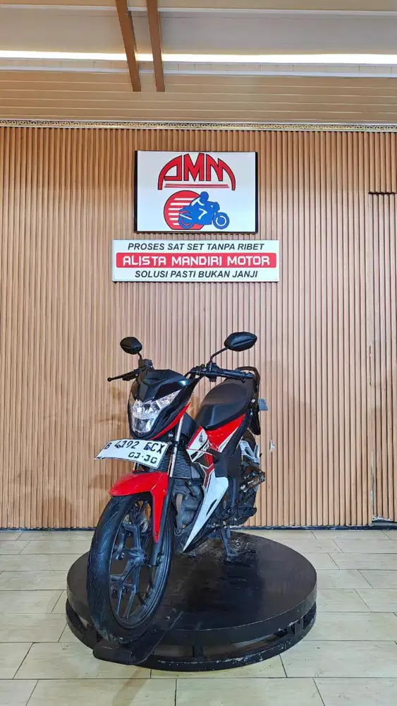 SONIC 150 R. 2023.ISTIMEWA. DP.1.5 BISA LGSG BAWA PULANG, BISA KREDIVO