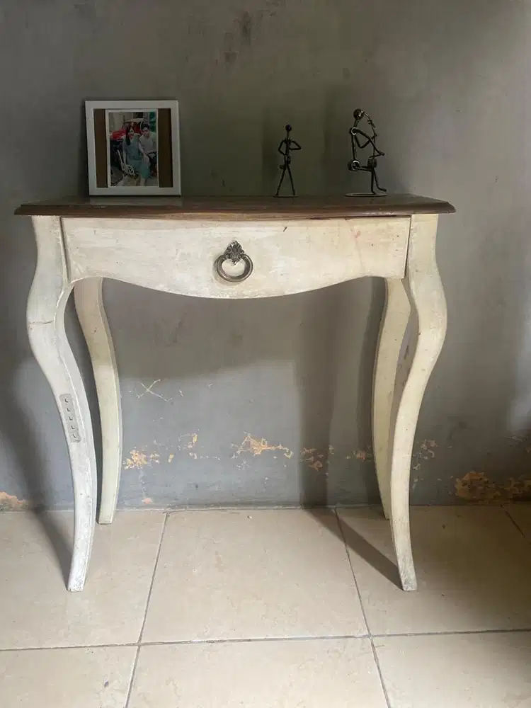 meja konsul kayu kekar