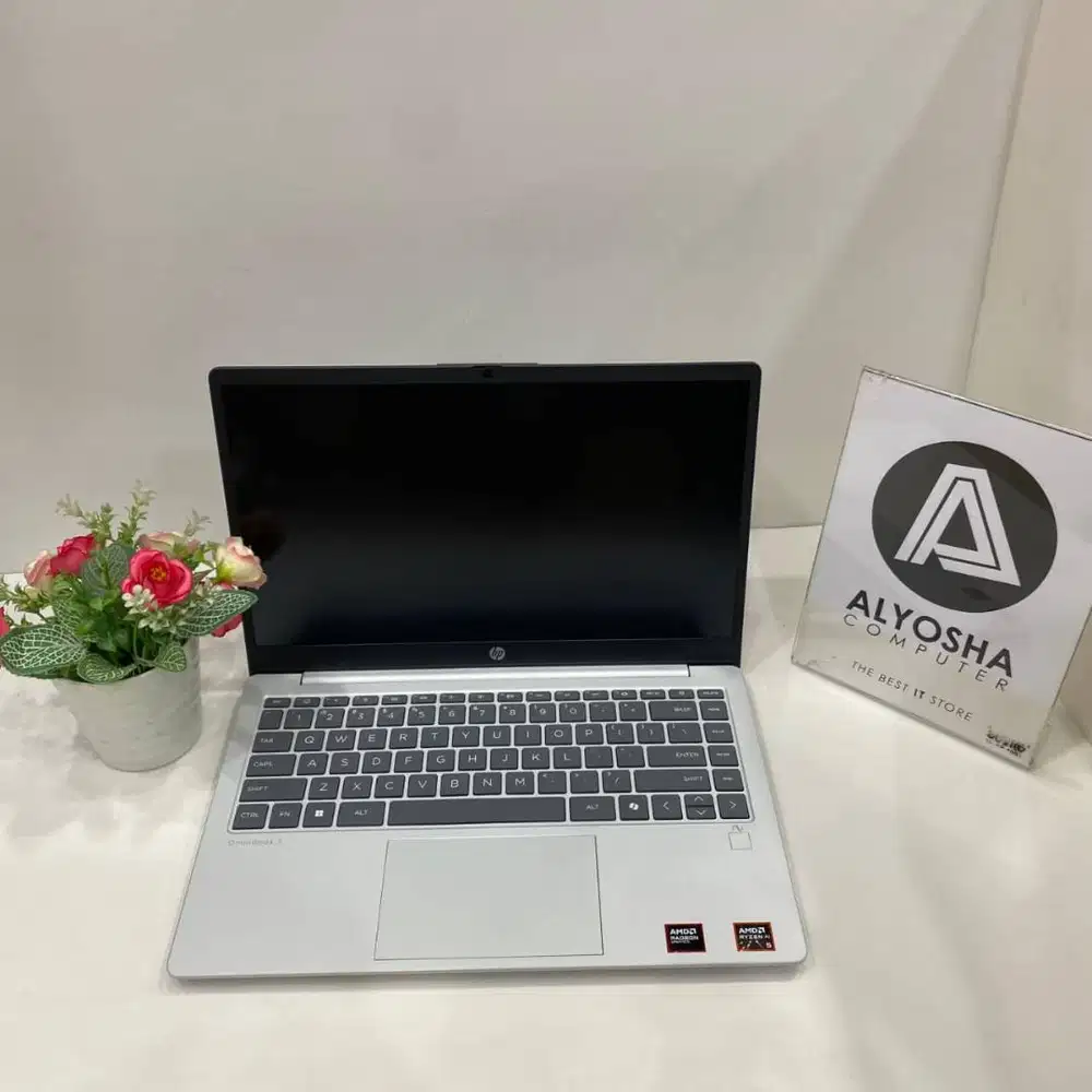 Laptop HP Omnibook 3 14 HA0335AU AMD Ryzen AI 5 340 16GB SSD 512GB