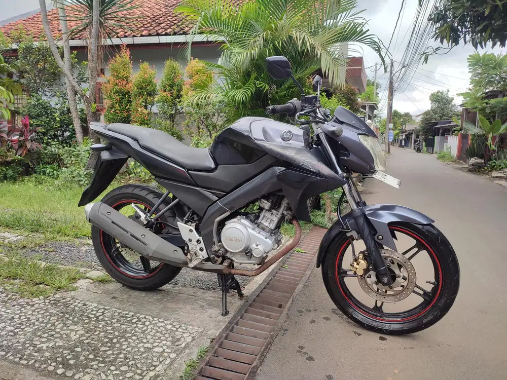DIJUAL VIXION KS TAHUN 2014