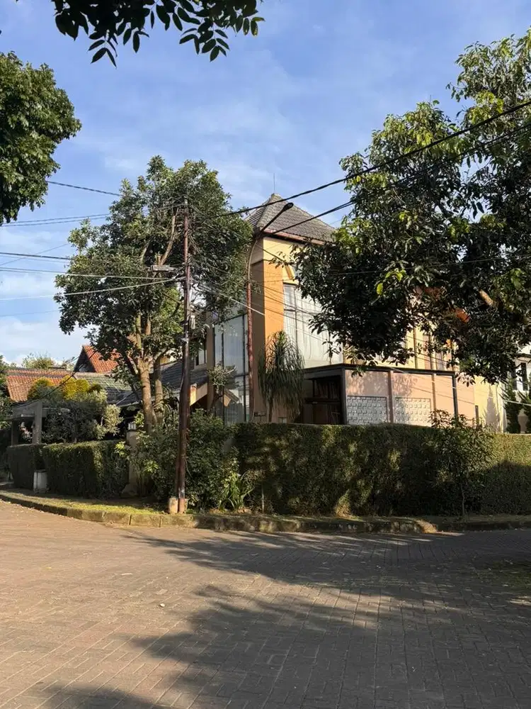 Rumah asri dan nyaman