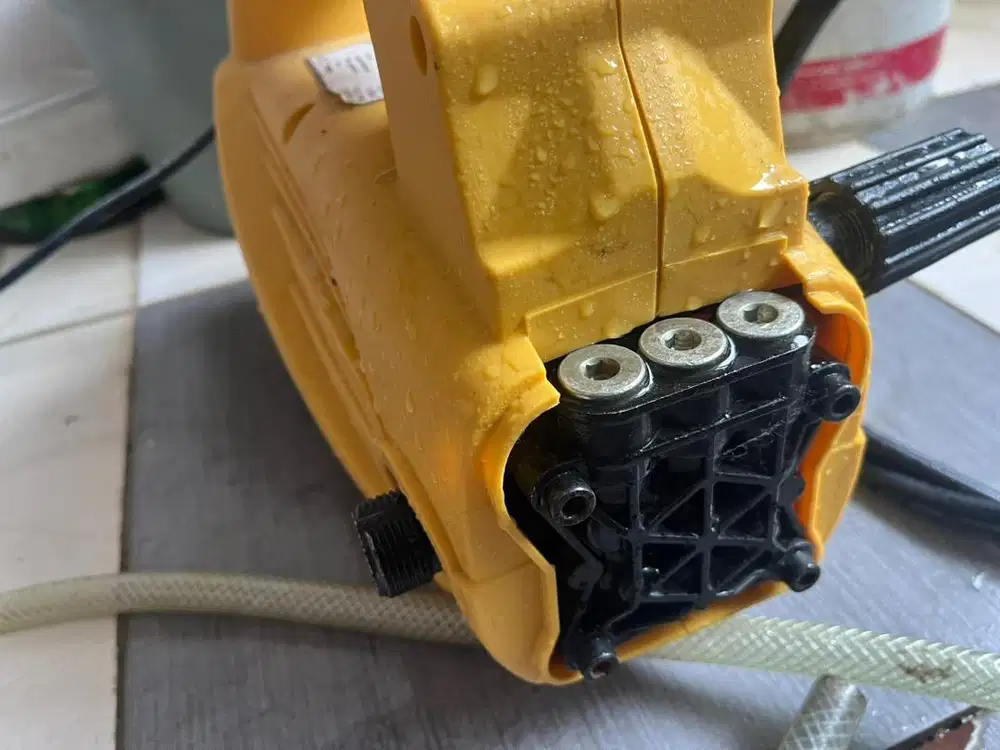 Dijual mesin cuci motor