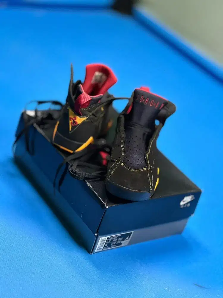 Sepatu Basket Jordan 7 Retro nego