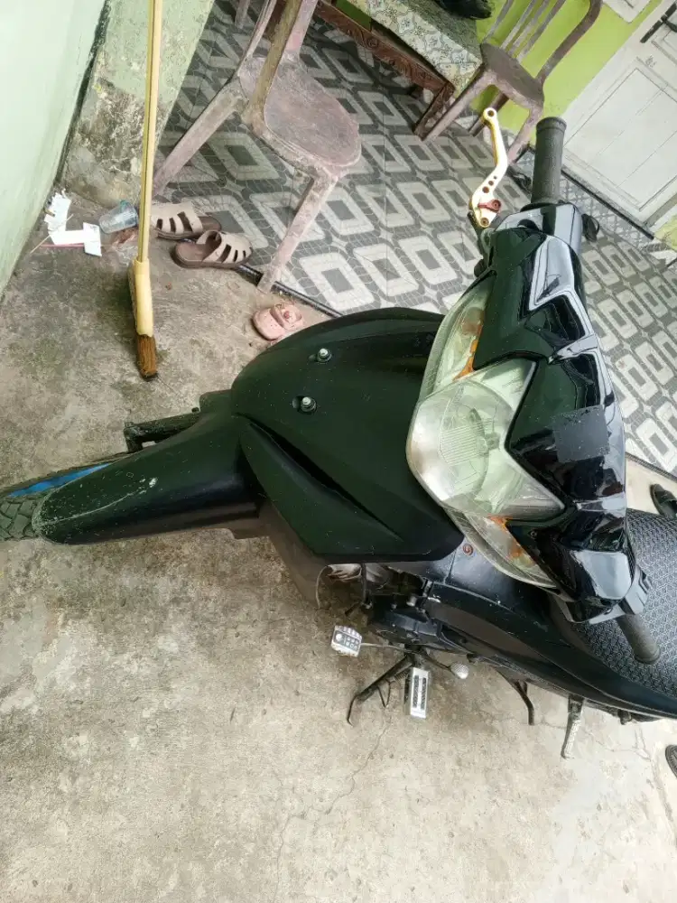 Jual Motor Revo Fit tahun 2011
