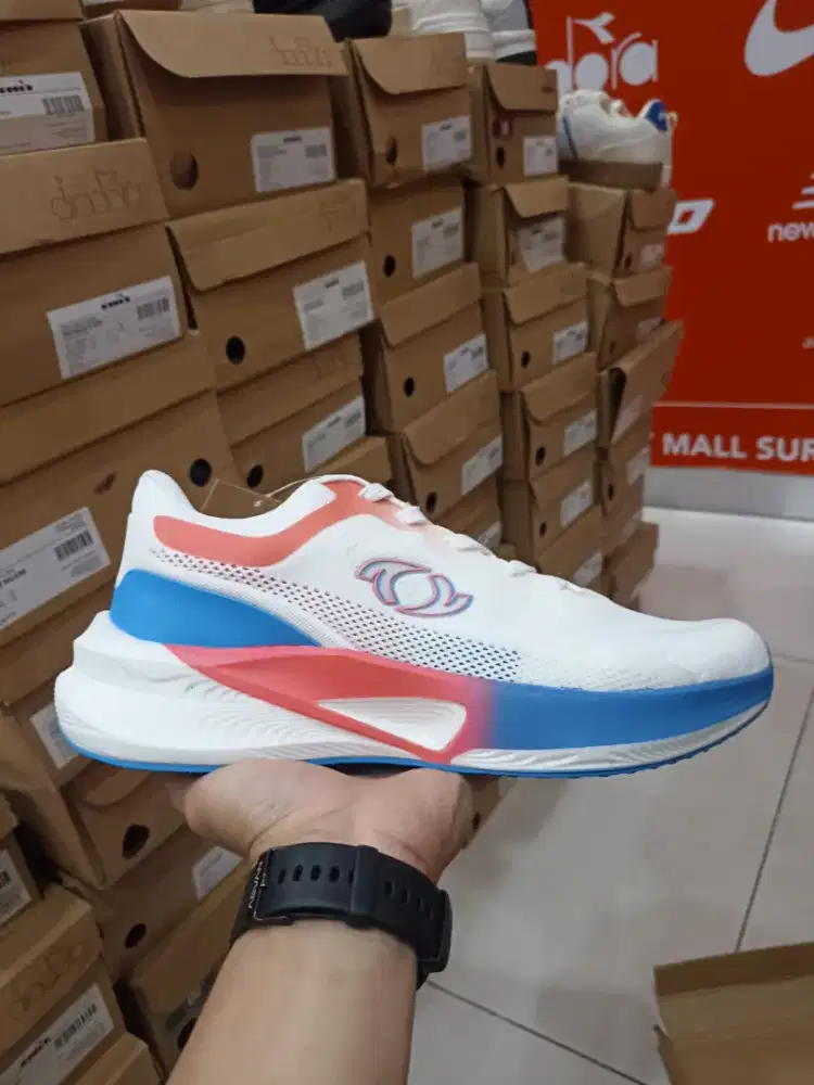Sepatu astec run size 44 murah