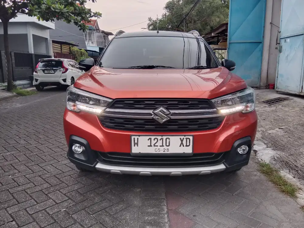 Suzuki XL7 Alpha 2023 Matic Km 34 rb