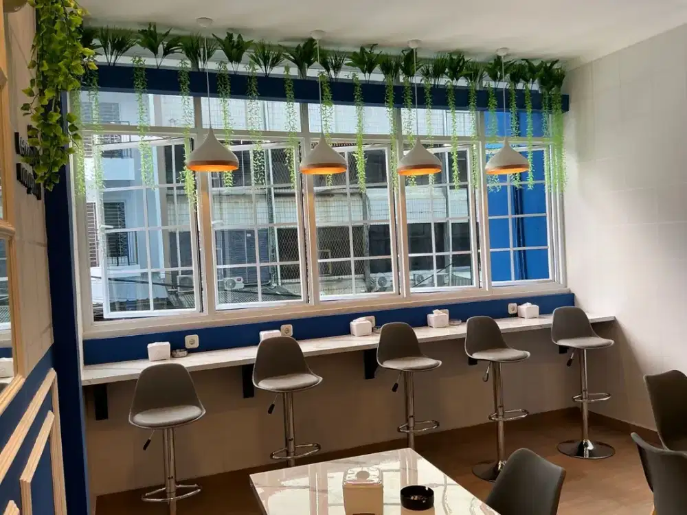 ANA RUMAH UK 4.2X16.5M PINGGIR JALAN JELAMBAR