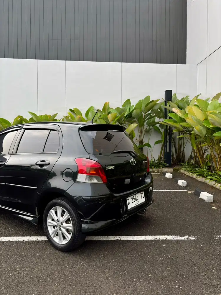 Toyota Yaris S Limited 2009