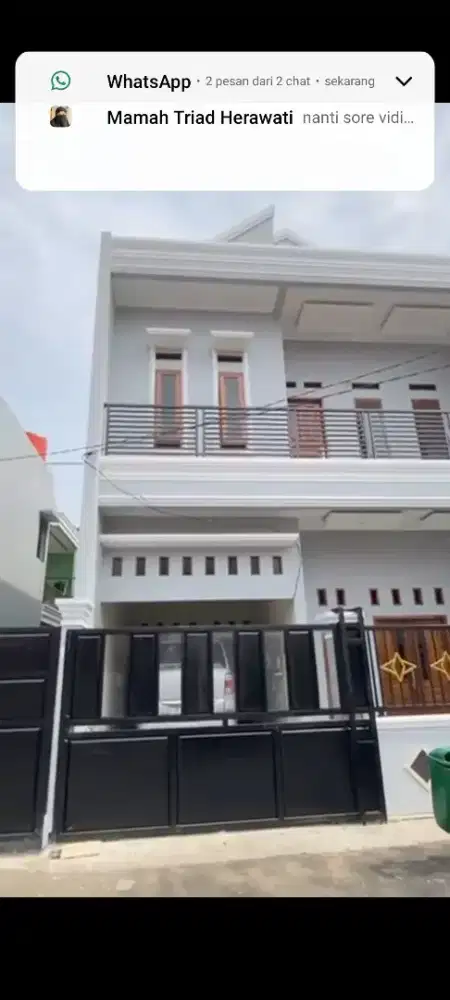 Disewakan rumah mewah 2 lantai