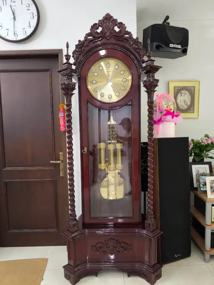 Lonceng Antik Junghans