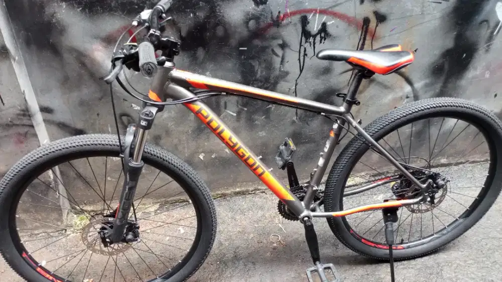 Sepeda gunung polygon cascade 3