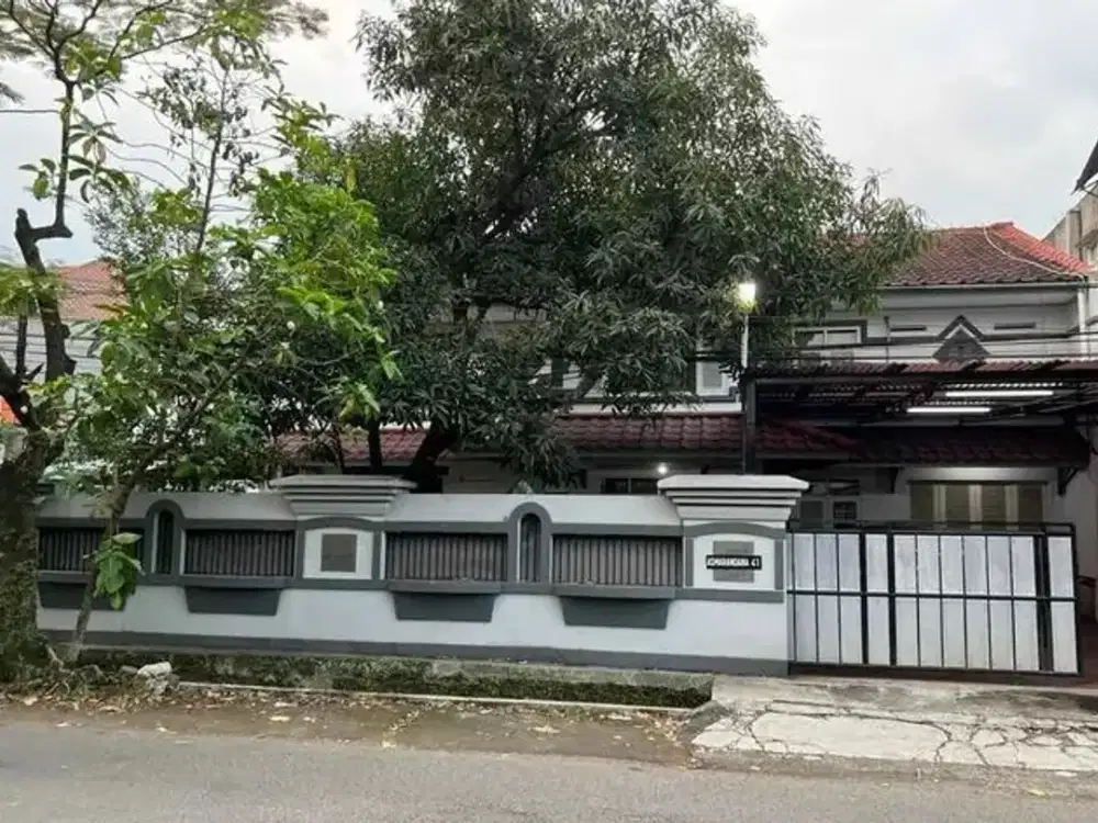Dijual Cepat Rumah hoek di Turangga Buah batu Bandung