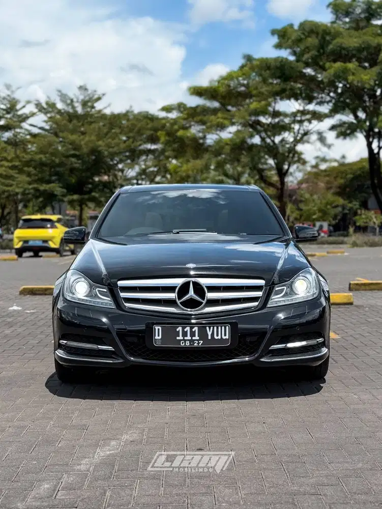 mercedez bens 2012 c300 matic antik low km