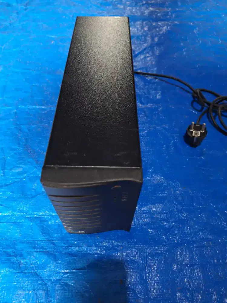 UPS ICA CE600 / 300 watt