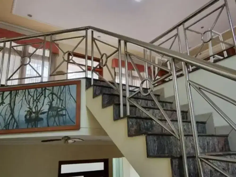 dijual BU rumah prisma kedoya