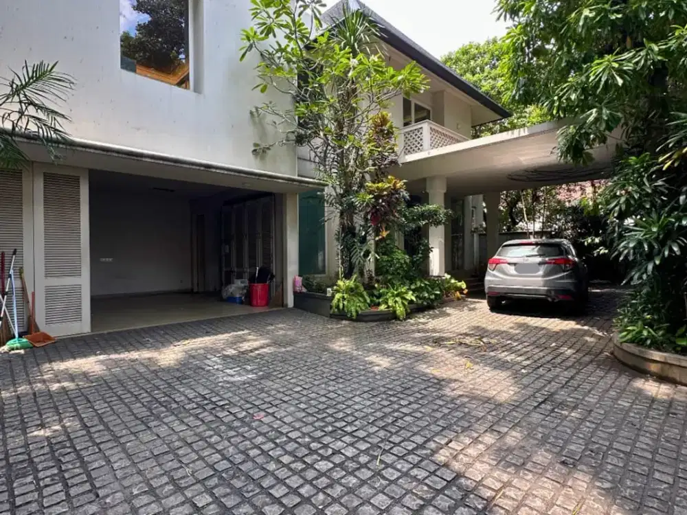 DIJUAL BRAWIJAYA DEKAT HOTEL DHARMAWANGSA, KEBAYORAN BARU - Luxury Modern House, Spesifikasi Mewah