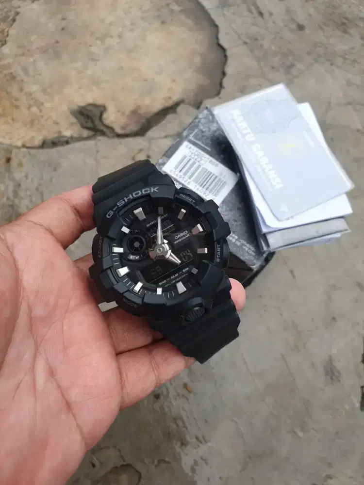 Jam tangan casio gshock ga 700 jaminan origina like new mulus