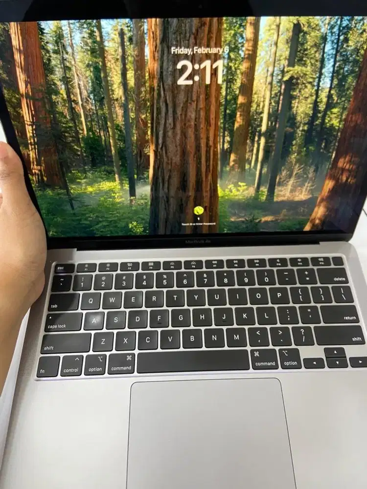 Macbook Air i3 2020 8/256 GB Grey