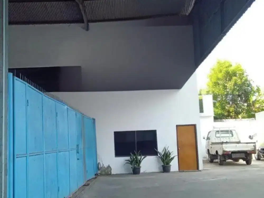 Dijual Pabrik Sawo Cangkring Strategis Siap Pakai