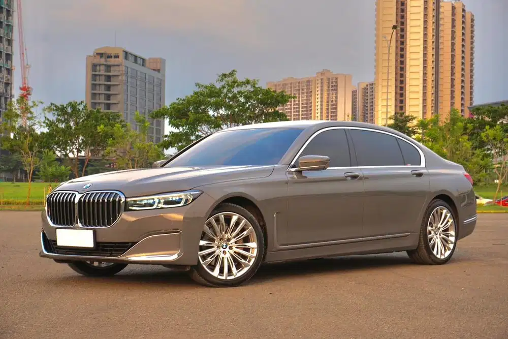 BMW 740li G12 Opulence B58 2019 / 2021 Amber Grey Ekslusif Deal Price