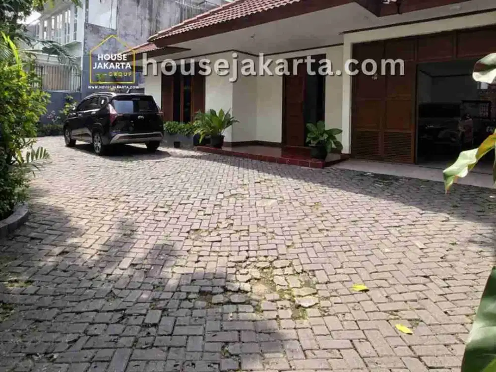 RUMAH MENTENG . KAWASAN ELITE . STRATEGIS DEKAT BUNDARAN HI, THAMRIN & SUDIRMAN