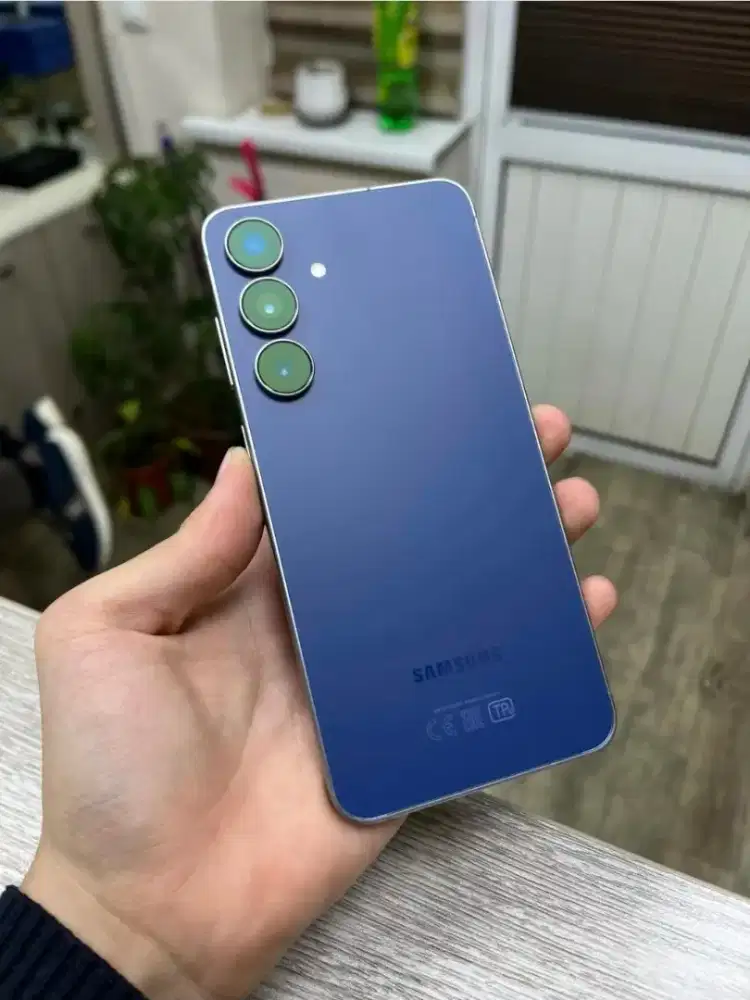 samsung s25 fe free fit 3 barang baru ,garansi resmi,ready all warna