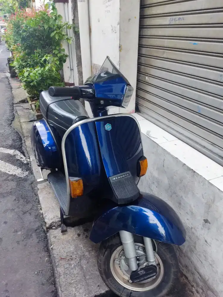 vespa Excel 150