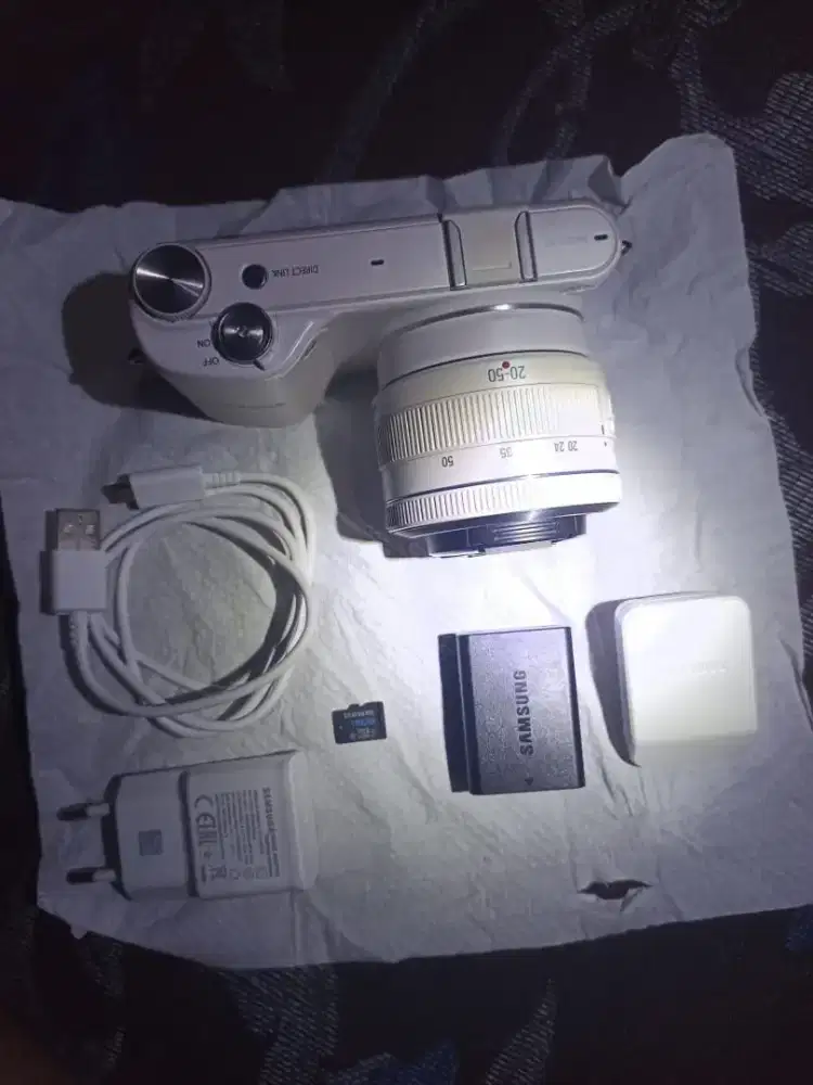 Kamera mirrorless Samsung NX2000