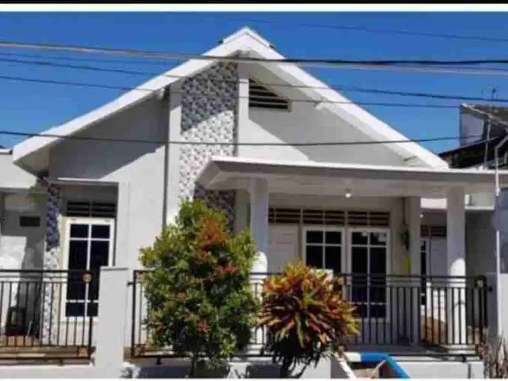 Dijual/Disewakan Rumah Terawat Jl. Ikan Mas Blimbing Kota Malang